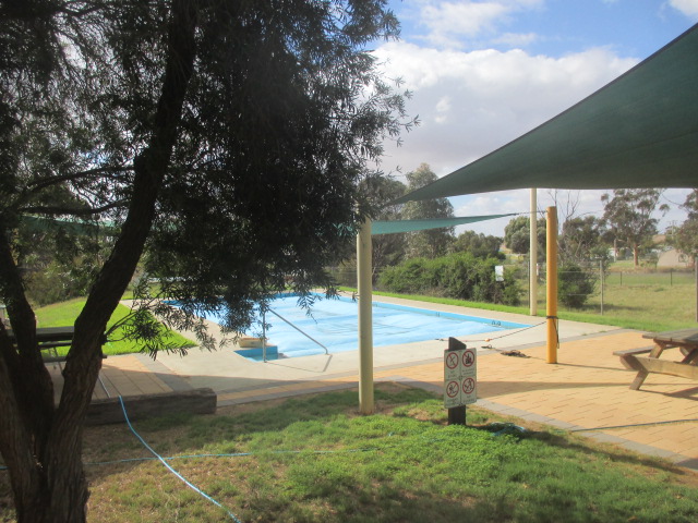Tempy Outdoor Swimming Pool