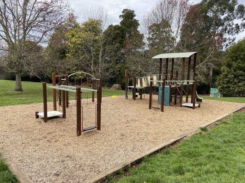 The Patch Reserve Playground, Kallista-Emerald Road, The Patch