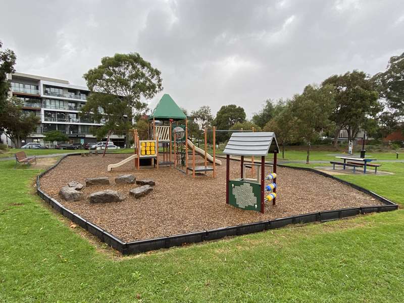 Thompson Reserve Playground, Keilor Road, Essendon