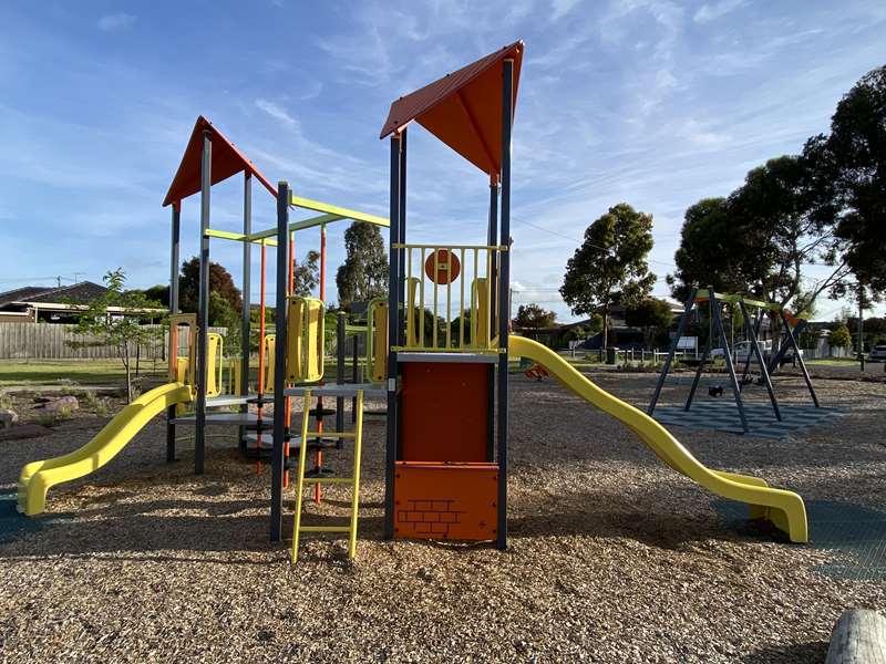 Trentham Drive Playground, Gladstone Park