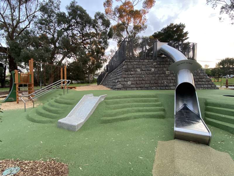 Victoria Park (North) Playground, Adeney Avenue, Kew