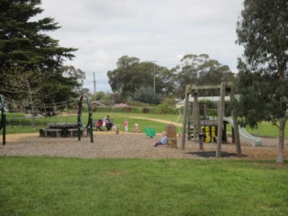 Victoria Park Playground, Kent Street, Maffra