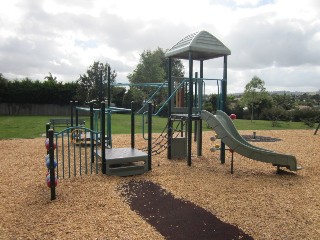 Wallowa Crescent Playground, Narre Warren
