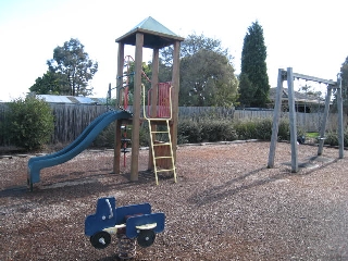 Whitehaven Street Playground, Wantirna