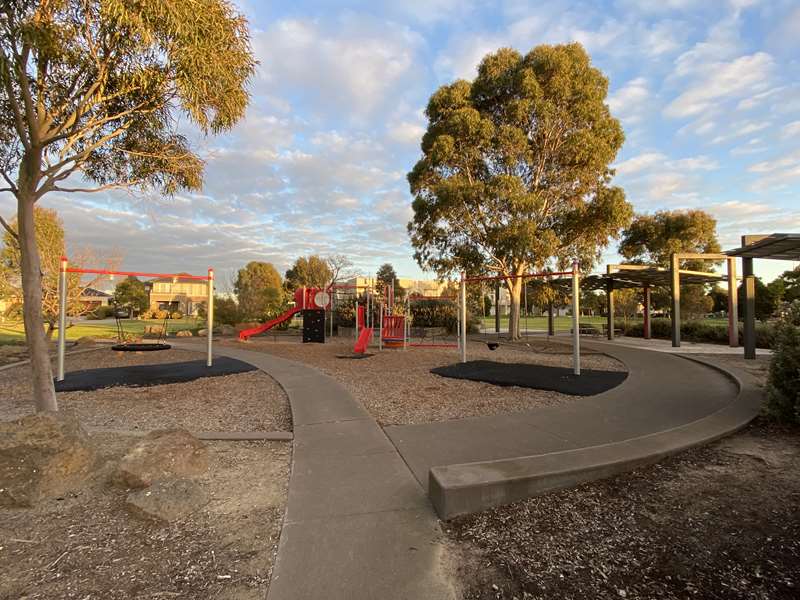 Whitetop Drive Playground, Point Cook