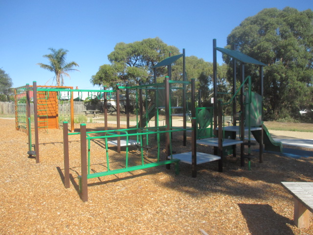William Hovell Reserve Playground, Raleon Avenue, Frankston South