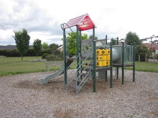 Wiltshire Place Playground, Wyndham Vale