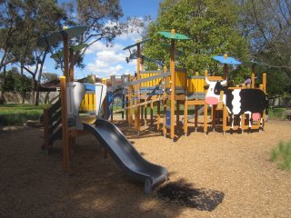 Wren Close Playground, Nunawading