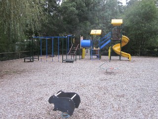 Wright Avenue Playground, Upwey