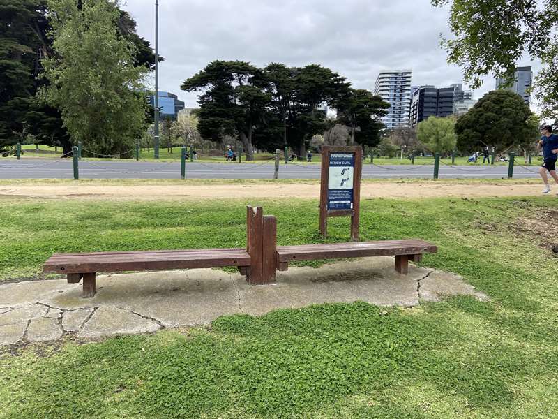 Albert Park Reserve Outdoor Gym Lake Circuit (Albert Park)