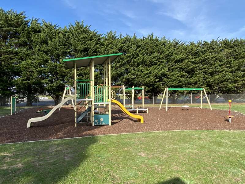 Alfredton Recreation Reserve Playground, Cuthberts Road, Alfredton