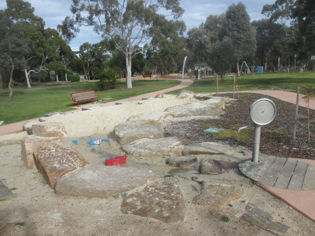 Anthony Beale Reserve Play Space, St Helena Road, St Helena