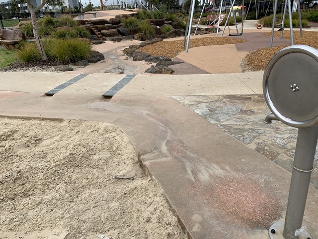 Anzac Park Play Space, Central Park Avenue, Craigieburn