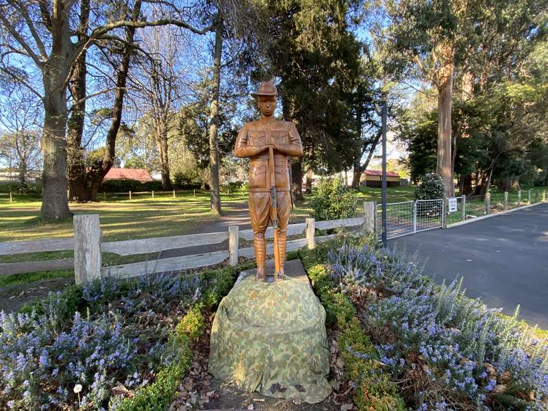 ANZAC Walk (Emerald)