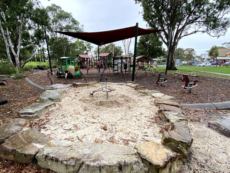 Apex Park Playground, George Street, Heyfield