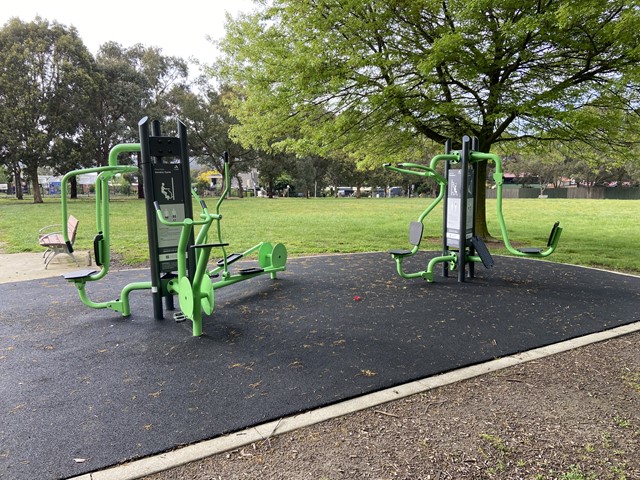 Arcadia Reserve Outdoor Gym (Rowville)