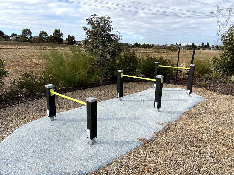 Auburn Drive Outdoor Gym Circuit (Fraser Rise)