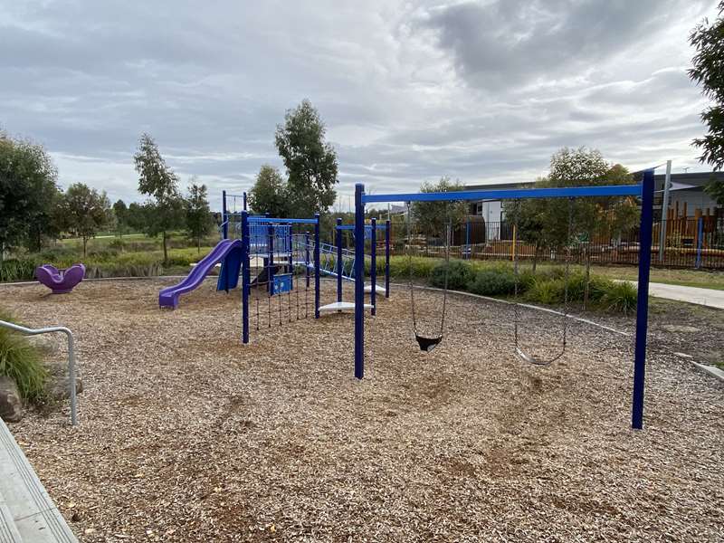 Aurora Town Centre Park Playground, Edgars Road, Epping