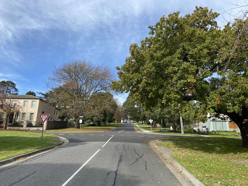 The Avenues of Honour (City of Casey)