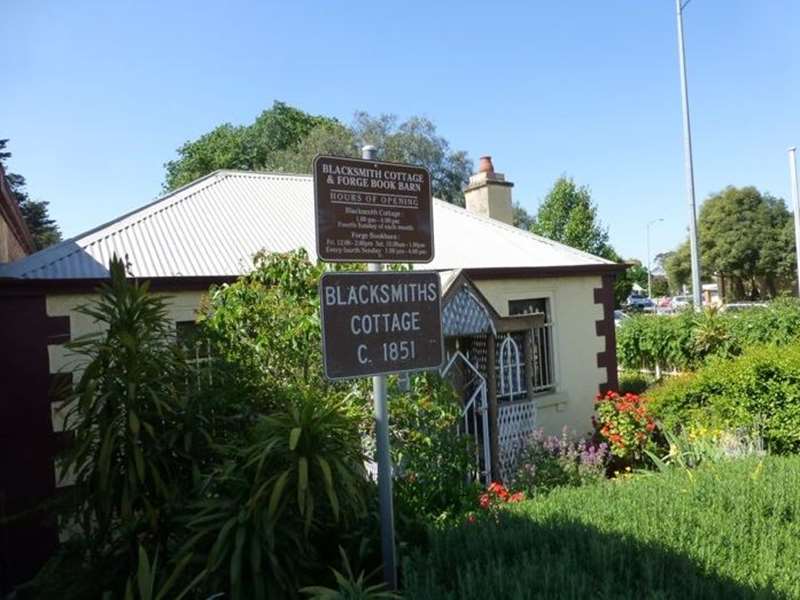 Bacchus Marsh - Blacksmiths Cottage and Forge Bookbarn