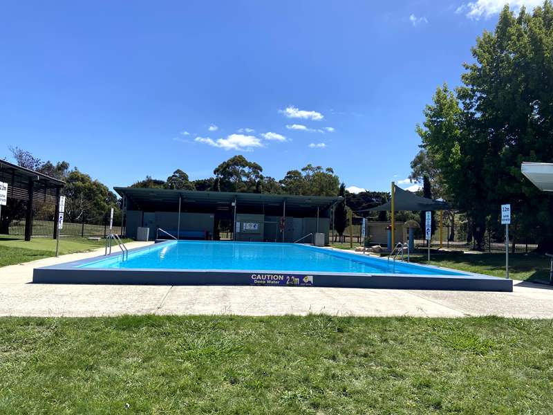 Ballan Outdoor Pool