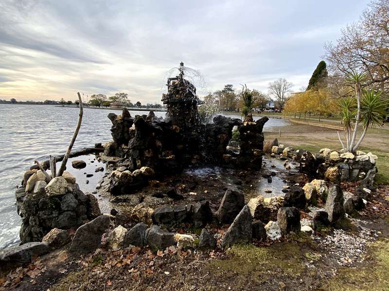 Ballarat Public Art Walk (Lake Wendouree)