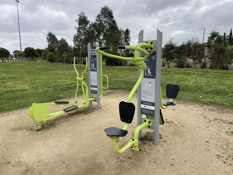 Balmoral Park Outdoor Gym (Derrimut)