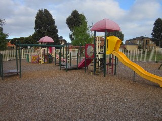 Banchory Green Playground, Banchory Avenue, Hillside