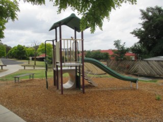 Basil Court Playground, Baranduda