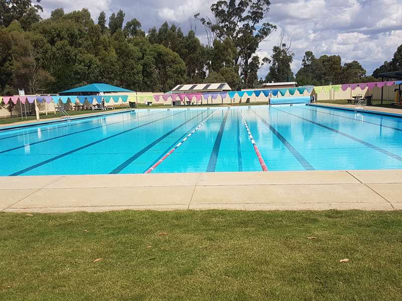 Beaufort Swimming Pool