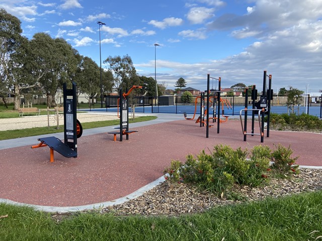 Ben Kavanagh Reserve Outdoor Gym (Mordialloc)