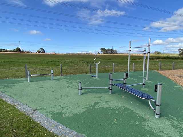 Bernardins Street Outdoor Gym (Clyde North)