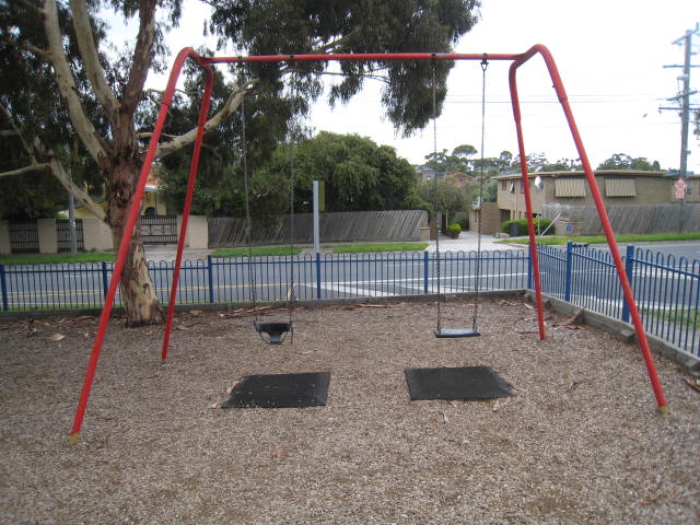 The Best Playground Swings in Melbourne