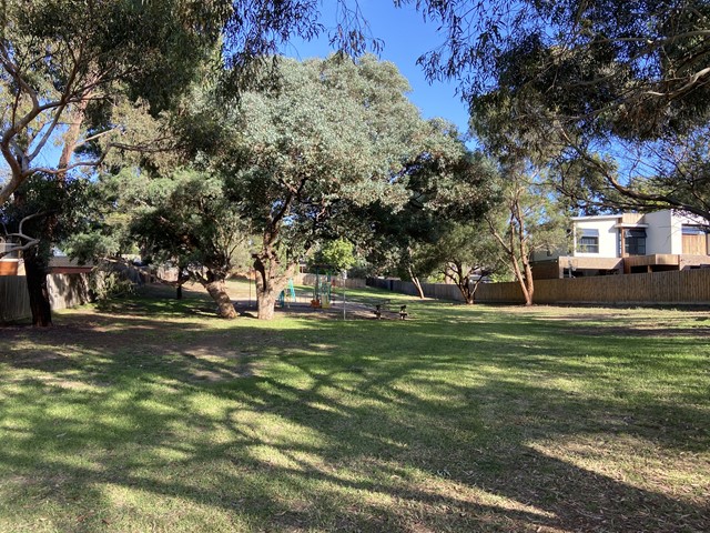 Briar Valley Reserve Dog Off Leash Area (Briar Hill)