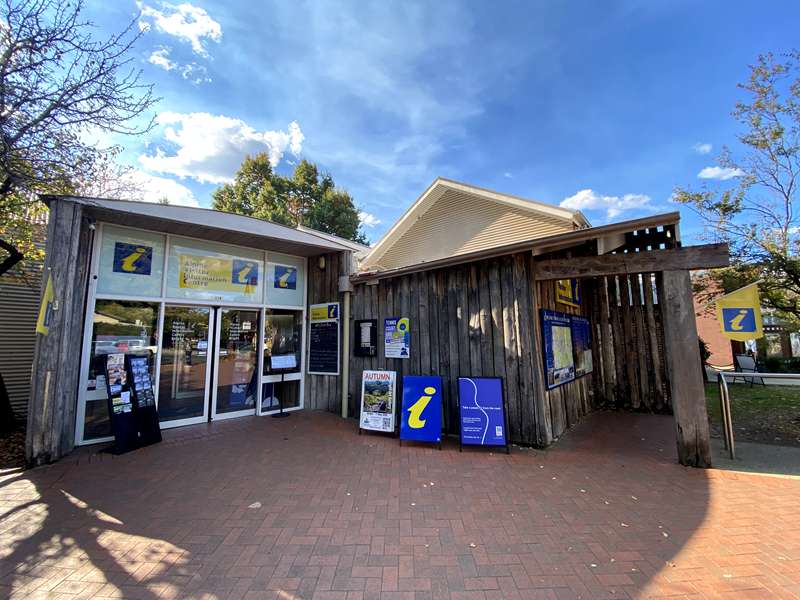 Bright - Alpine Visitor Information Centre