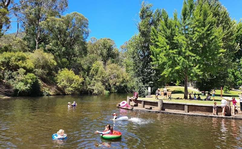 Bright - Centenary Park River Pool (Ovens River)