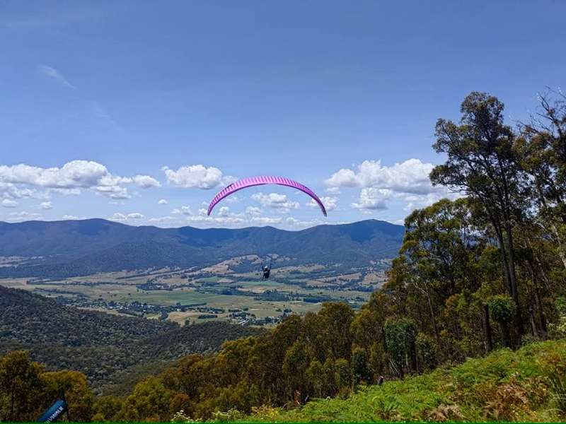 Bright - Airology Paragliding