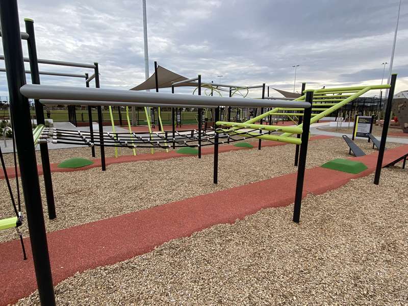 Brookdale Road Reserve Ninja Warrior Course (Point Cook)