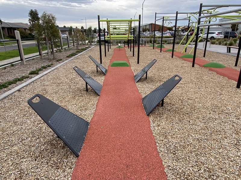 Brookdale Road Reserve Ninja Warrior Course (Point Cook)