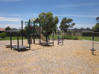 Brougham Avenue Playground, Wyndham Vale