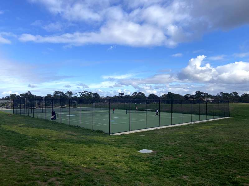 Bruce Comben Reserve Free Public Tennis Court (Altona Meadows)