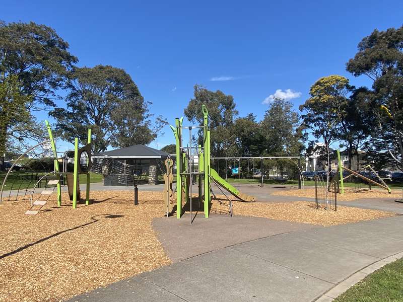 Buchanan Park Playground, Clyde Road, Berwick