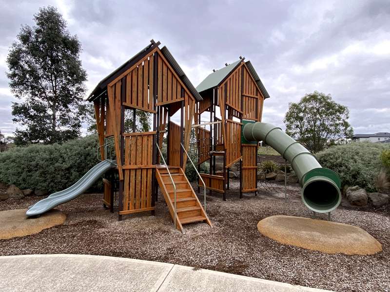 Bullion Avenue Playground, Wollert