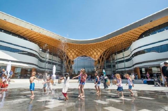 Bunjil Place Water Play Space (Narre Warren)