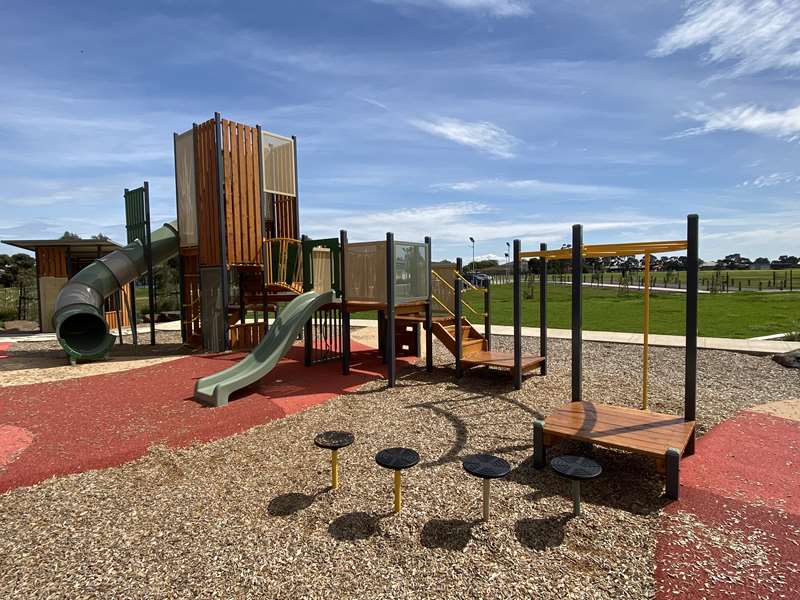 Cambridge Reserve Playground, Barber Drive, Hoppers Crossing