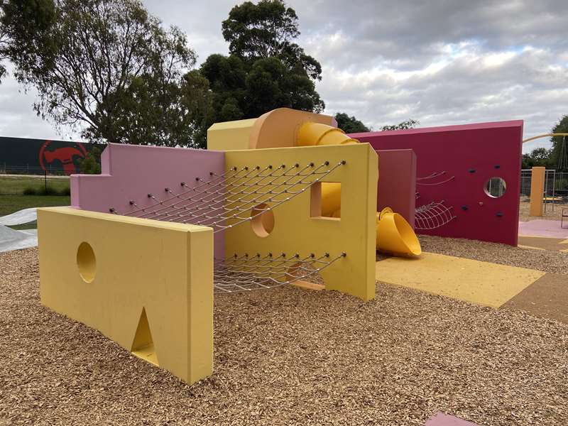 Cameron Avenue Playground, Oakleigh South