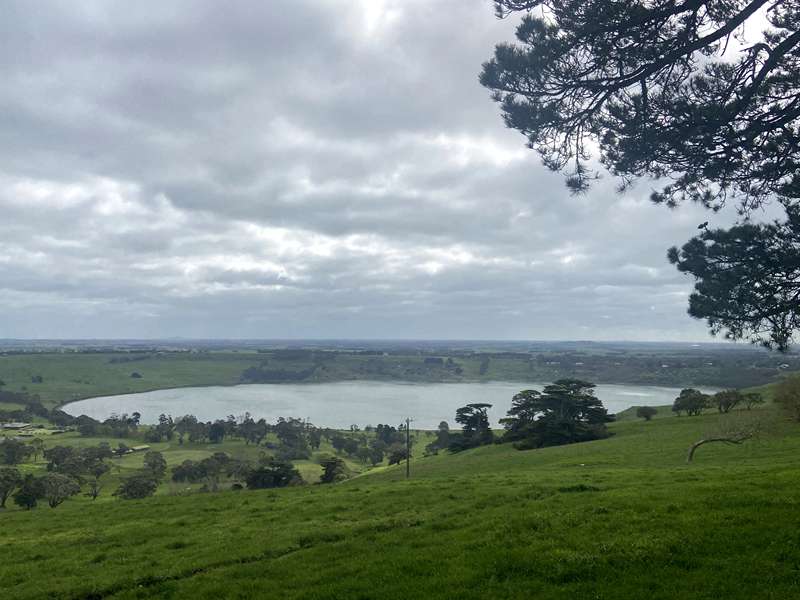 Camperdown - Lake Bullen Merri and Lake Gnotuk Lookout