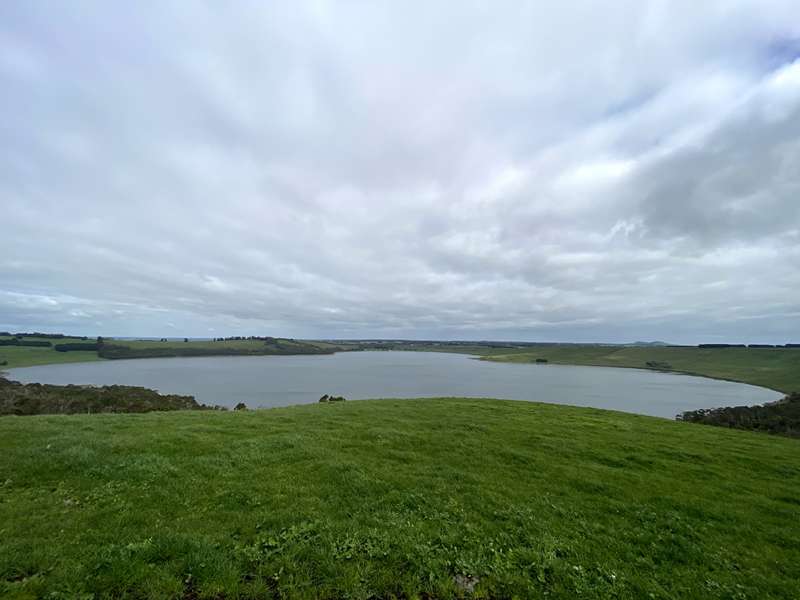 Camperdown - Lake Bullen Merri and Lake Gnotuk Lookout