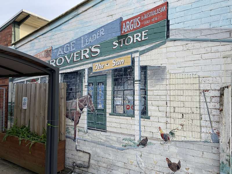 Nar Nar Goon Murals