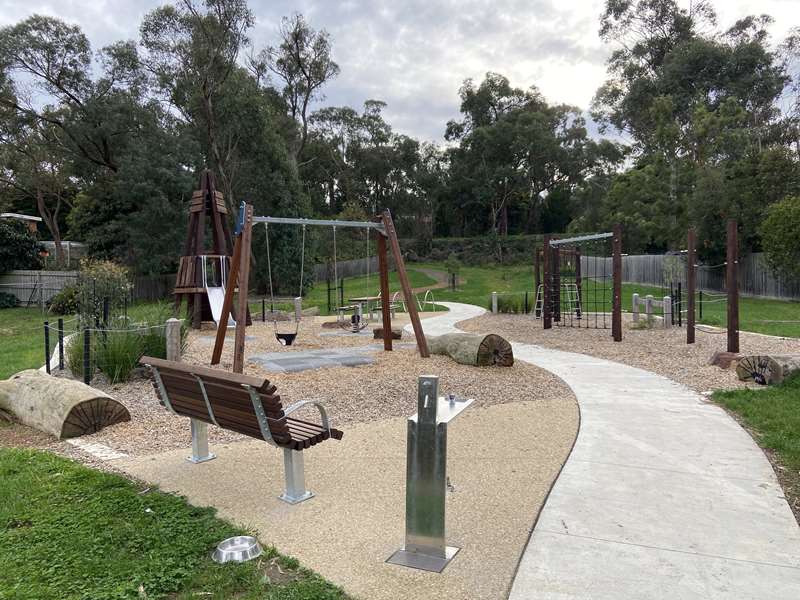 Carmen Court Playground, Lilydale